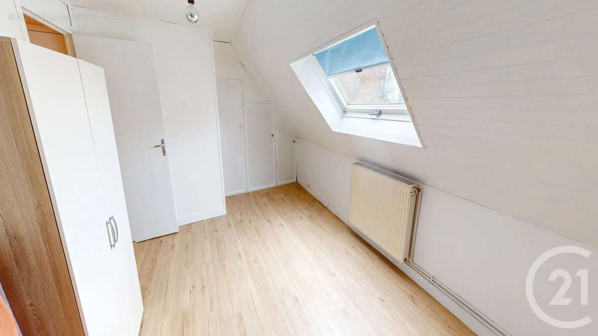 Maison à SAINT-QUENTIN