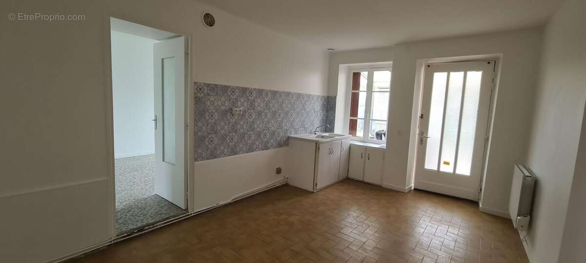 Photo 3 - Maison à LA PEROUILLE