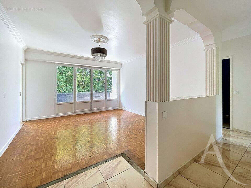 Appartement F4 avec balcon, 3 chambres et DPE C à Aubergenville - photo 2