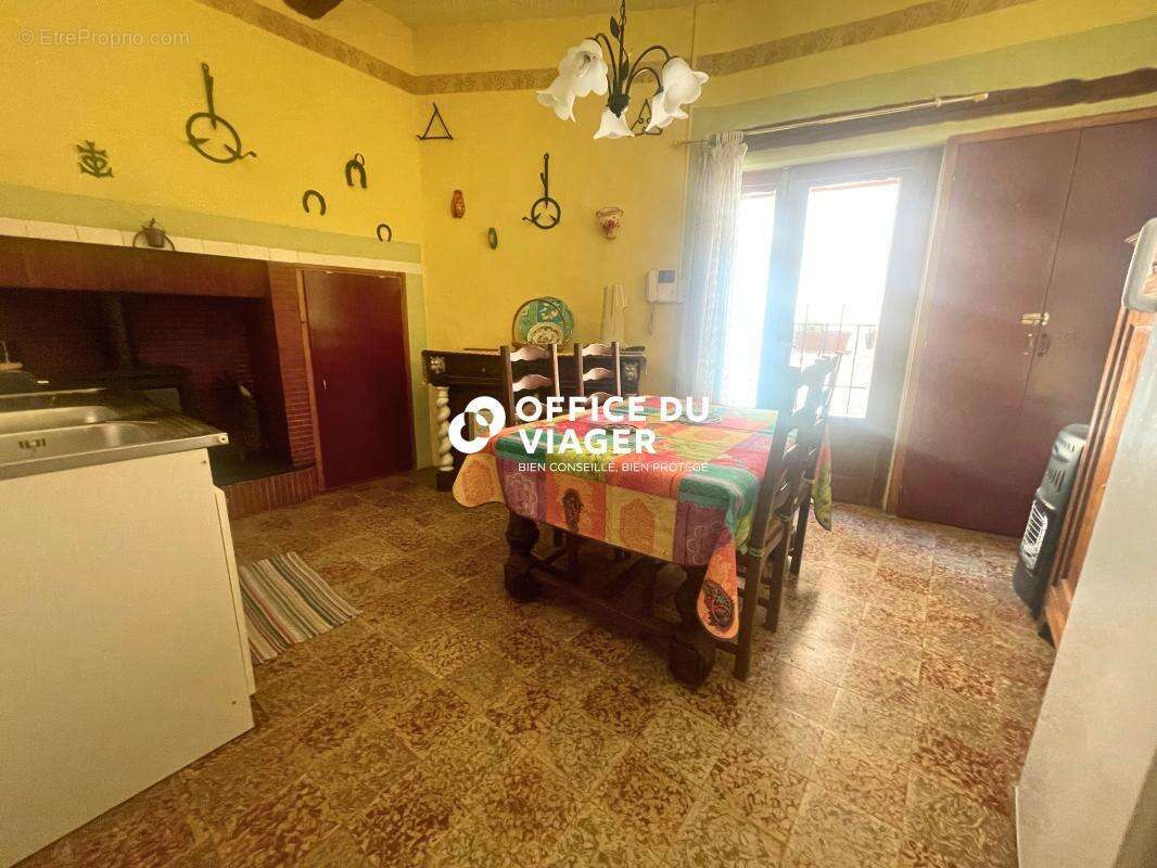 Maison - 6 pièces - 160 m² - photo 3