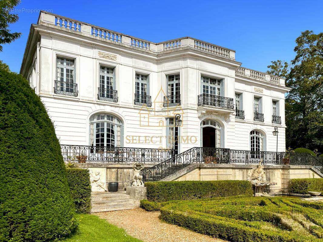 Maison à EZY-SUR-EURE