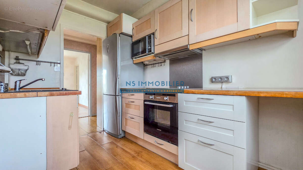 Appartement à HOUILLES