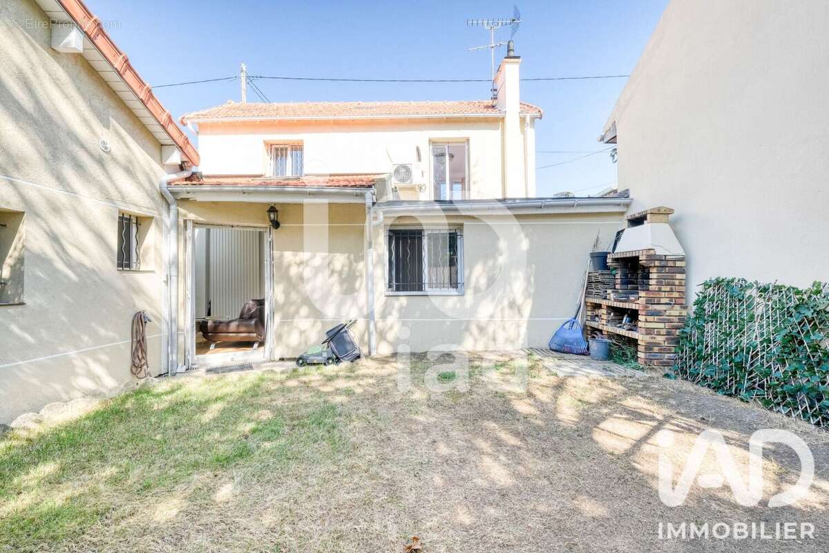 Maison 95 m² à Aulnay-Sous-Bois  - photo 3
