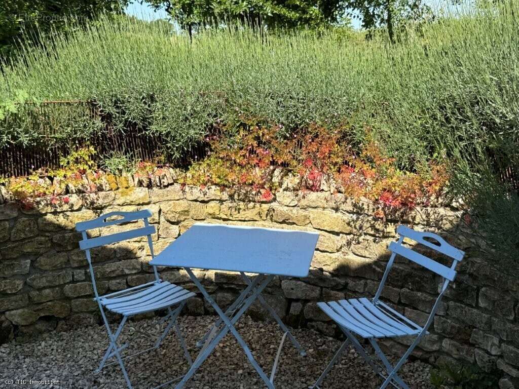 Maison à RUFFEC
