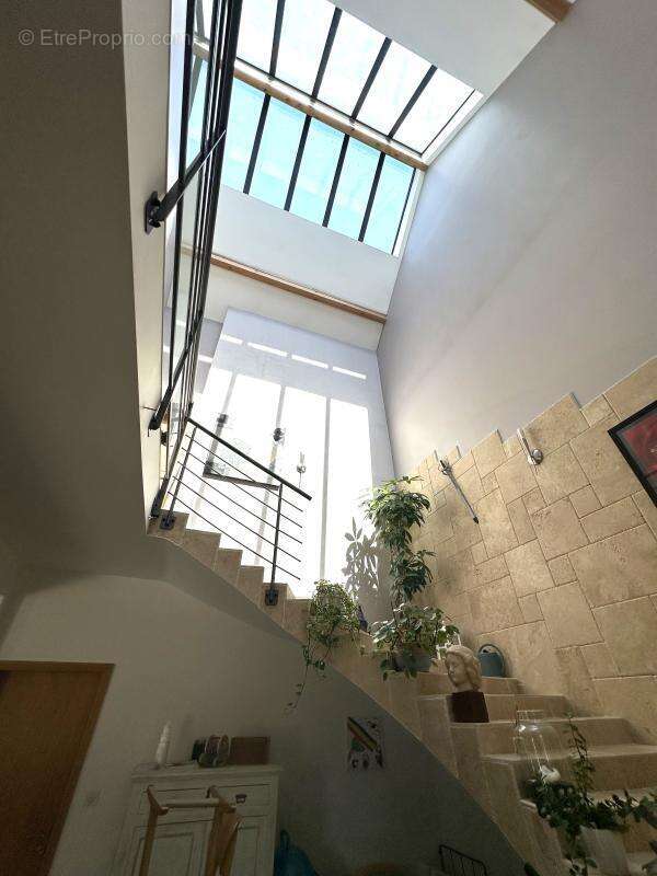 Grande maison atypique avec jardin 20 ares - photo 3