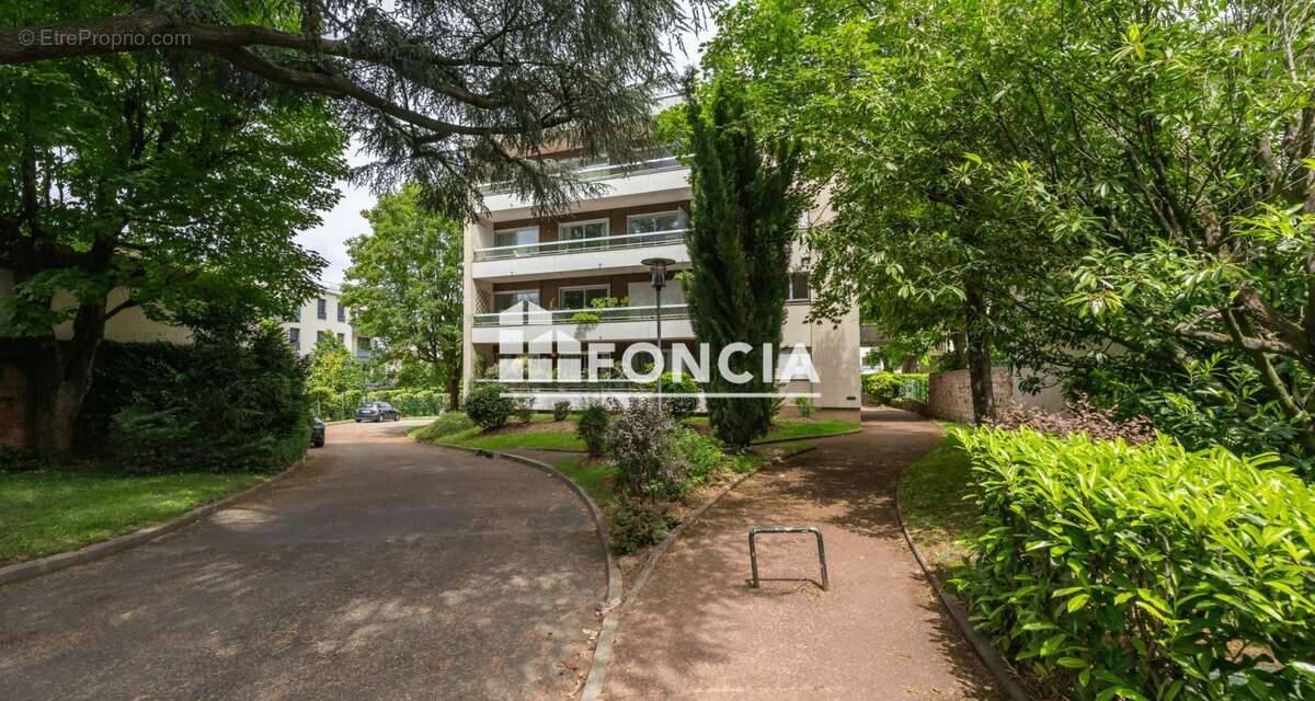 Appartement à CHATENAY-MALABRY