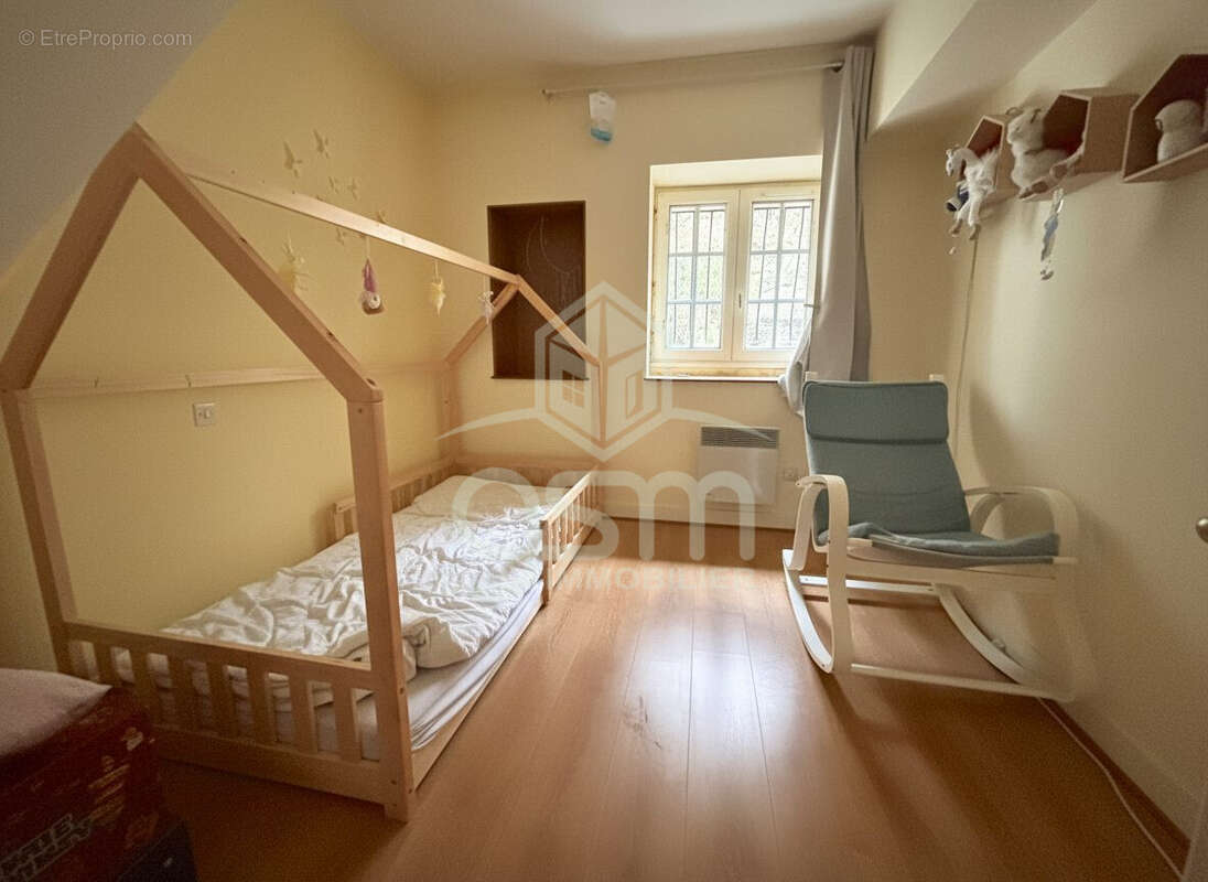 Maison à SAINT-EPAIN