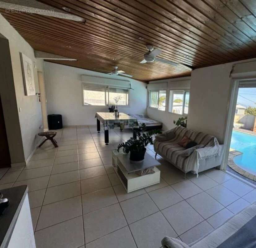 Maison à SAINT-PIERRE