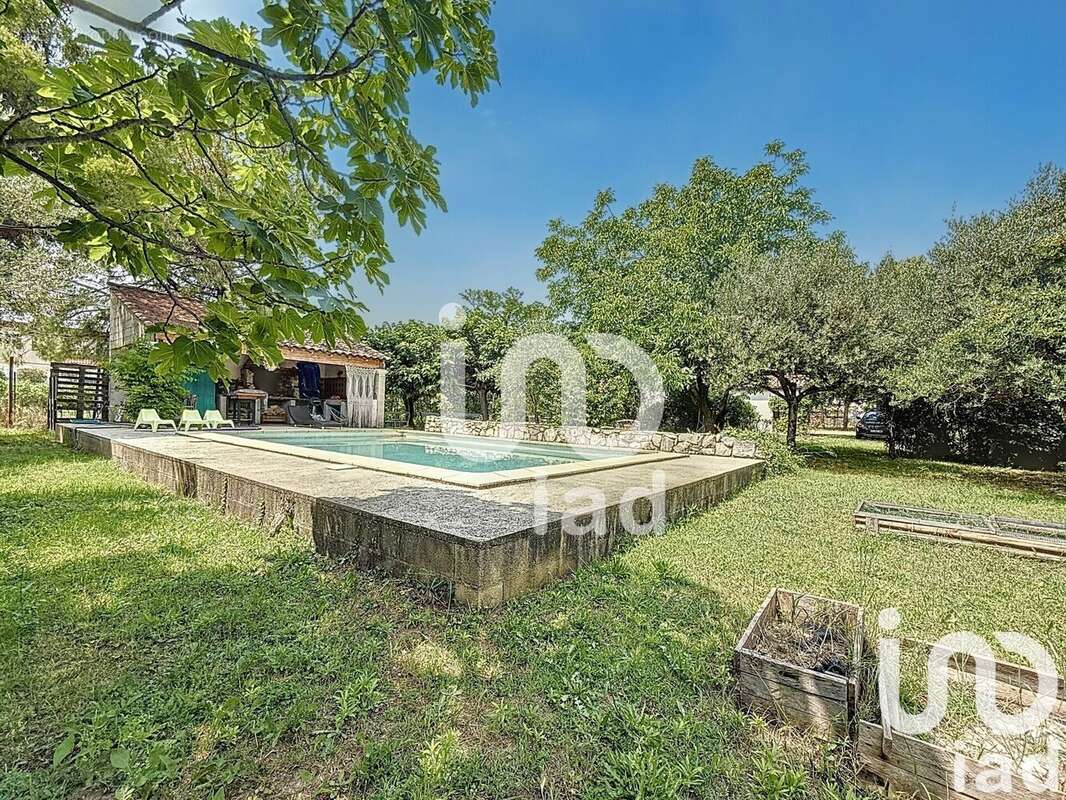 Photo 3 - Maison à TAVEL