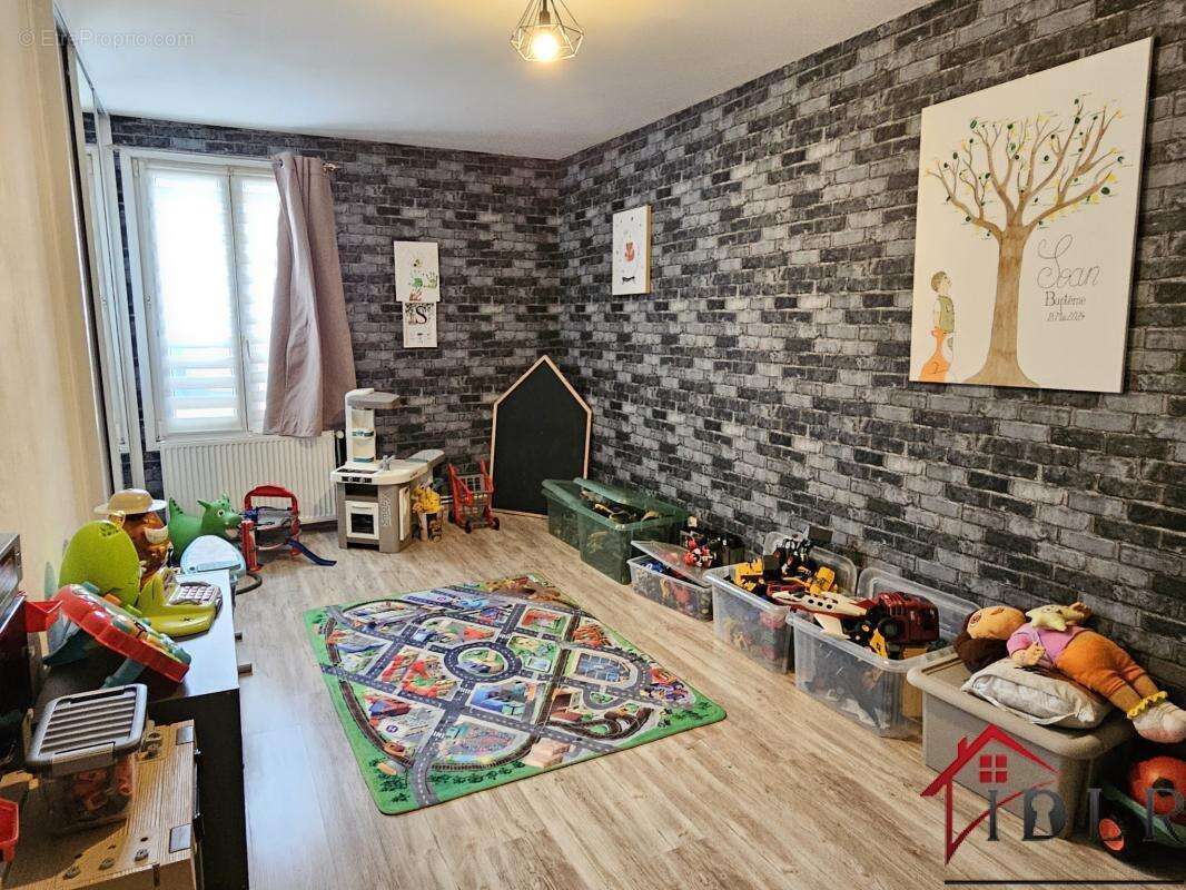 Maison à WASSY