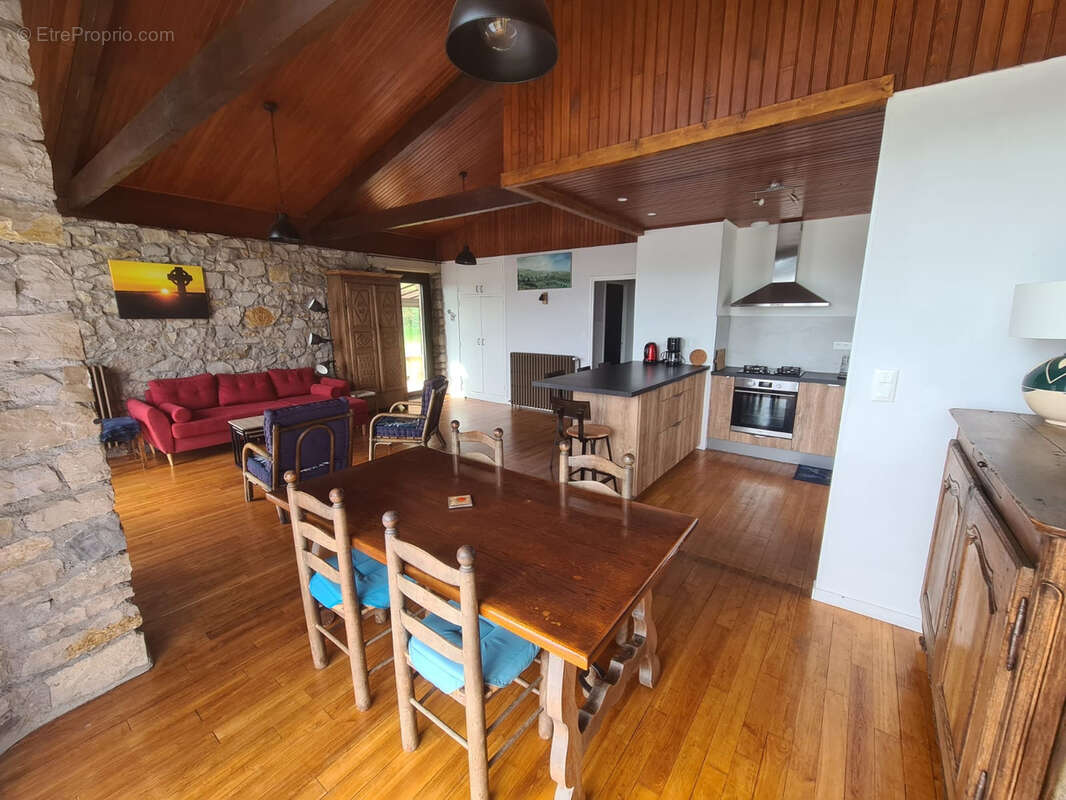 Maison à SAINT-GENIEZ-D'OLT