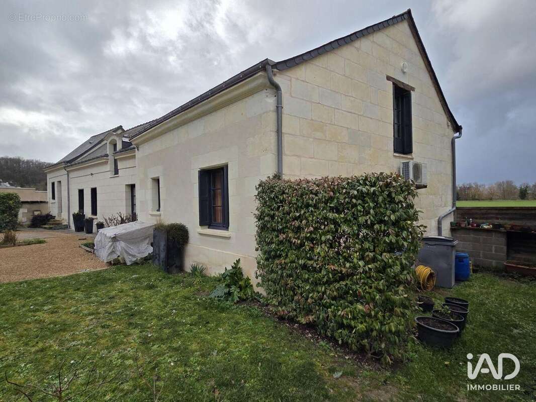 Photo 7 - Commerce à RIGNY-USSE