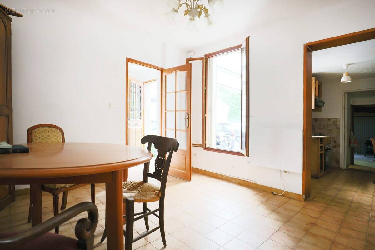 Maison à MONTREUIL