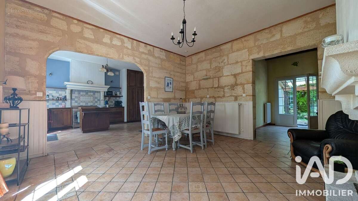 Photo 5 - Maison à AMBARES-ET-LAGRAVE