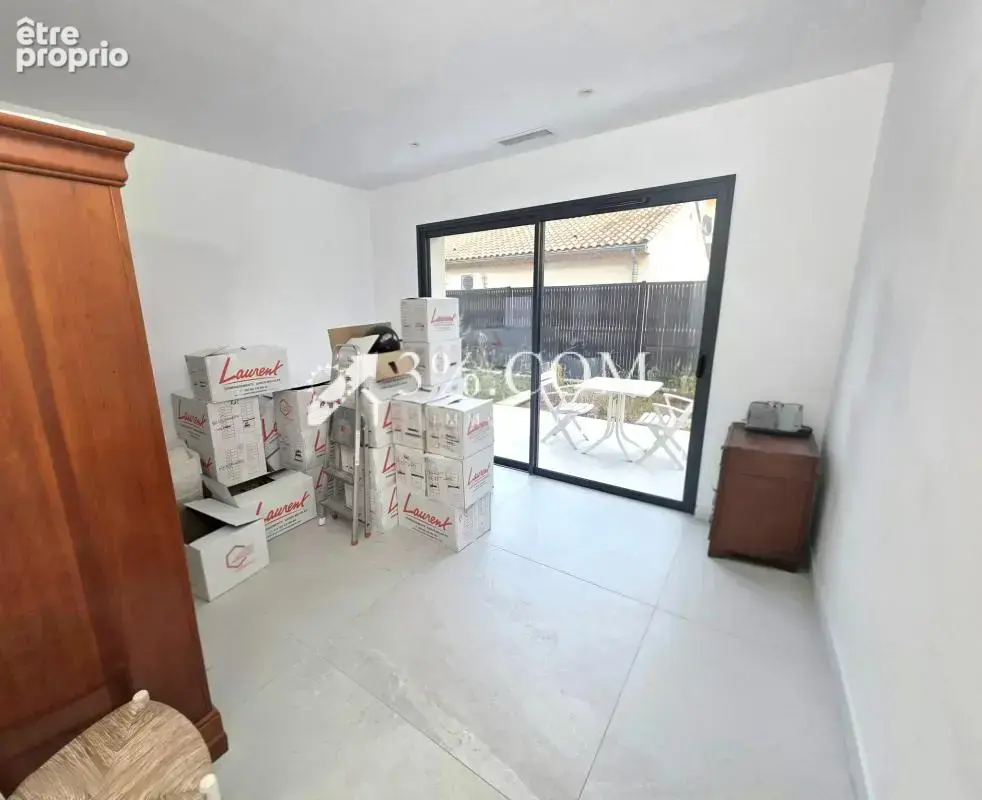 Grande villa neuve en plein centre-ville - photo 16