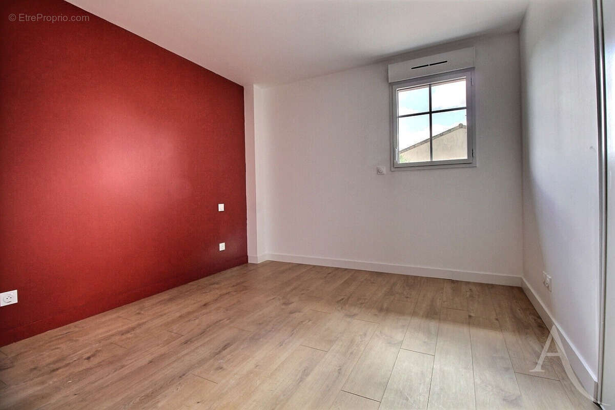 Maison à VILLENAVE-D'ORNON