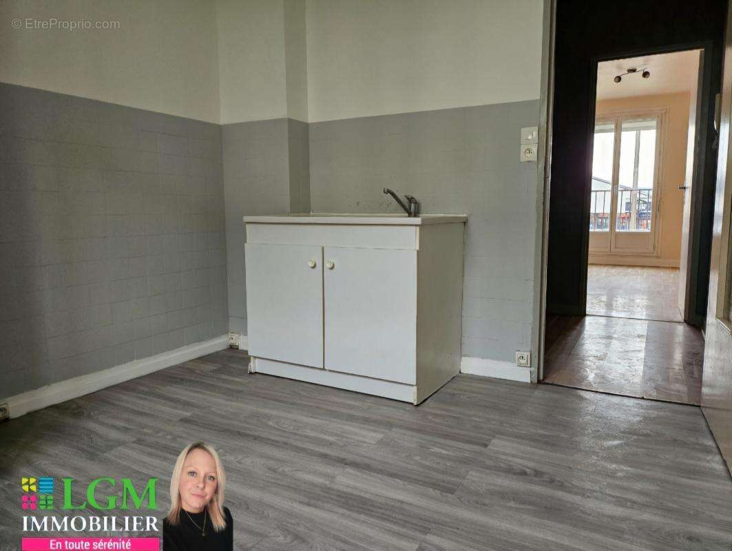 Appartement à ESSOMES-SUR-MARNE