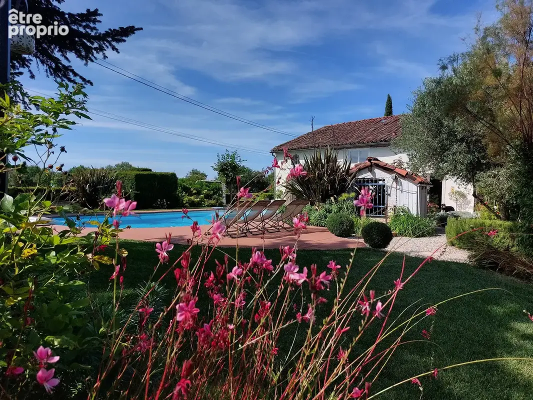 Maison à vendre 7 pièces MONTAUBAN (82) avec chambres d'hôtes, piscine, jardin et dépendance - photo 27