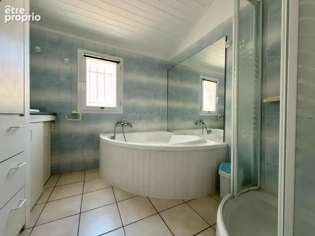 Maison Le Fenouiller 6 pièces 140 m2 - 364000  TTC - photo 6