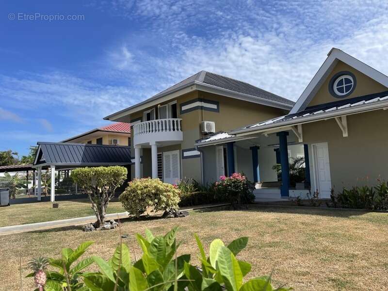 Maison à KOUROU