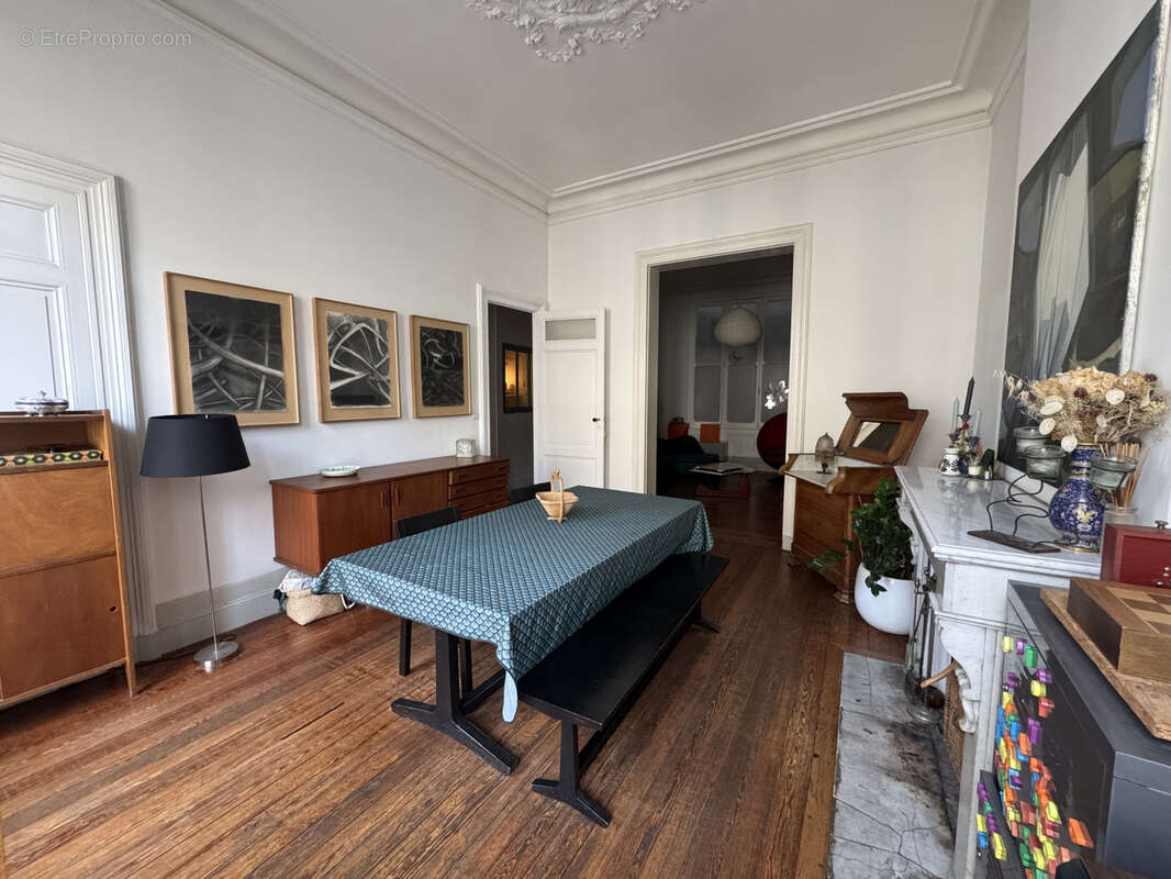 Appartement à BORDEAUX