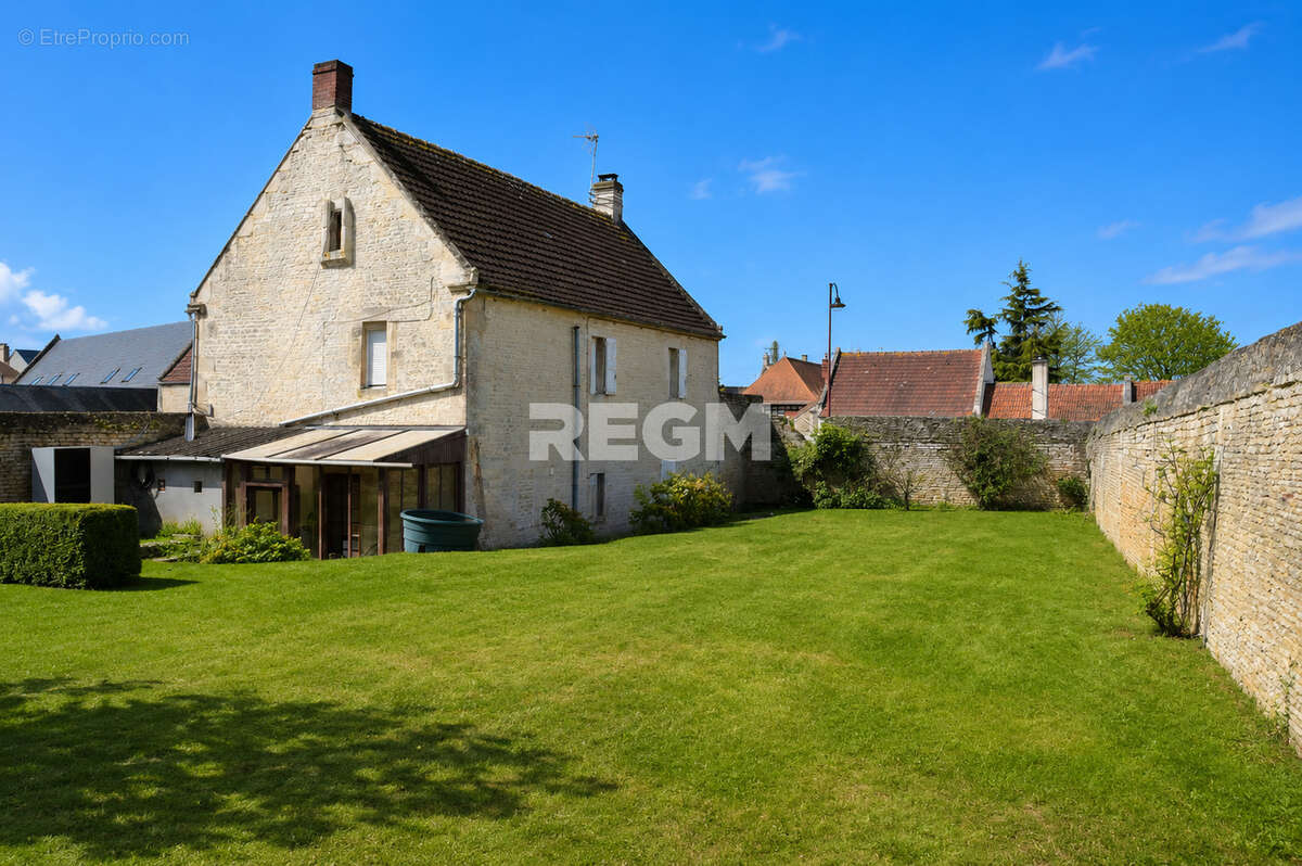 Maison à DOUVRES-LA-DELIVRANDE