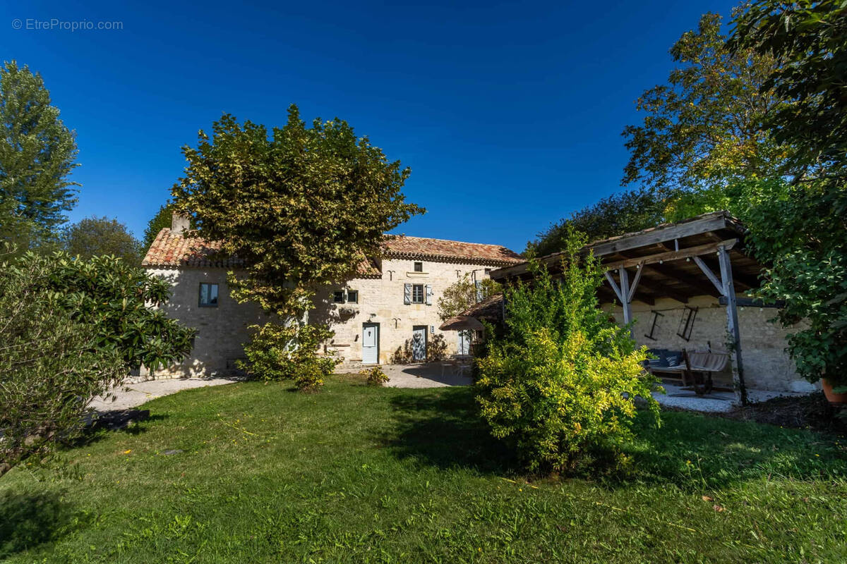 Maison à MOLIERES