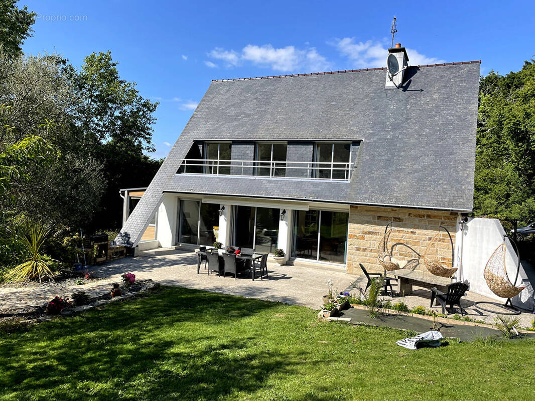 Maison à PLONEOUR-LANVERN