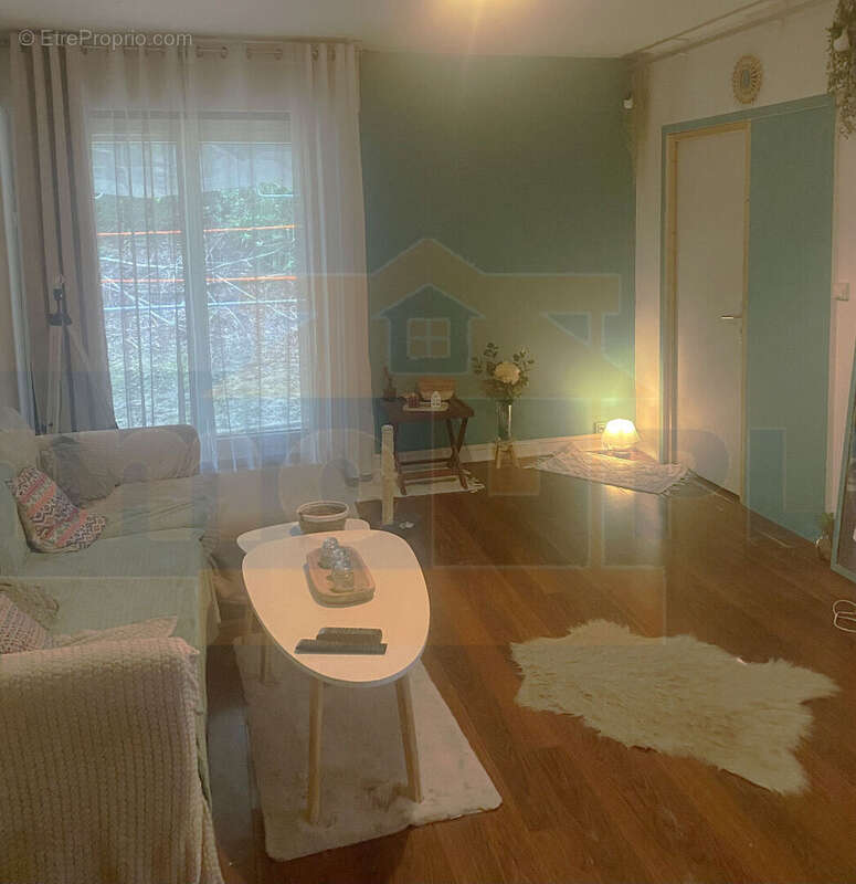 Appartement à SAINT-CYR-L'ECOLE