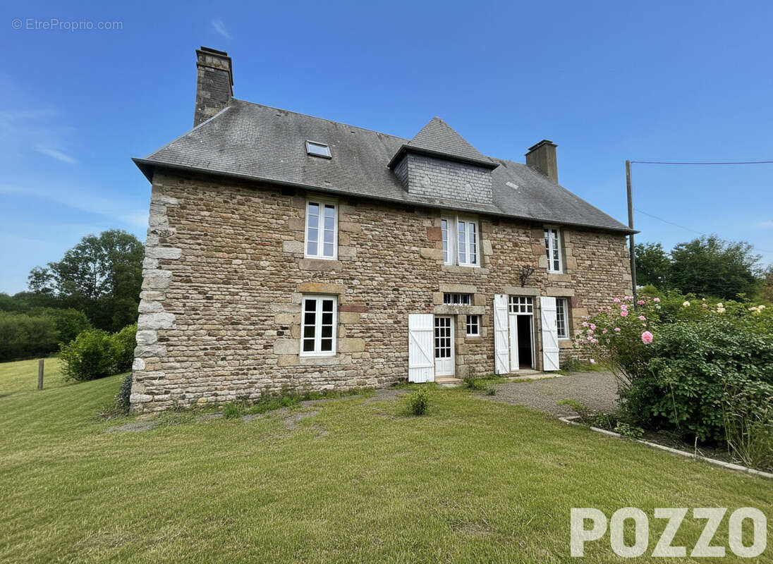 Maison à MORTAIN