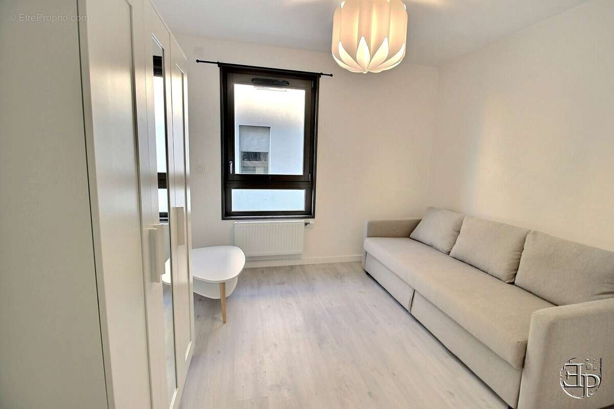 Appartement à VIRY