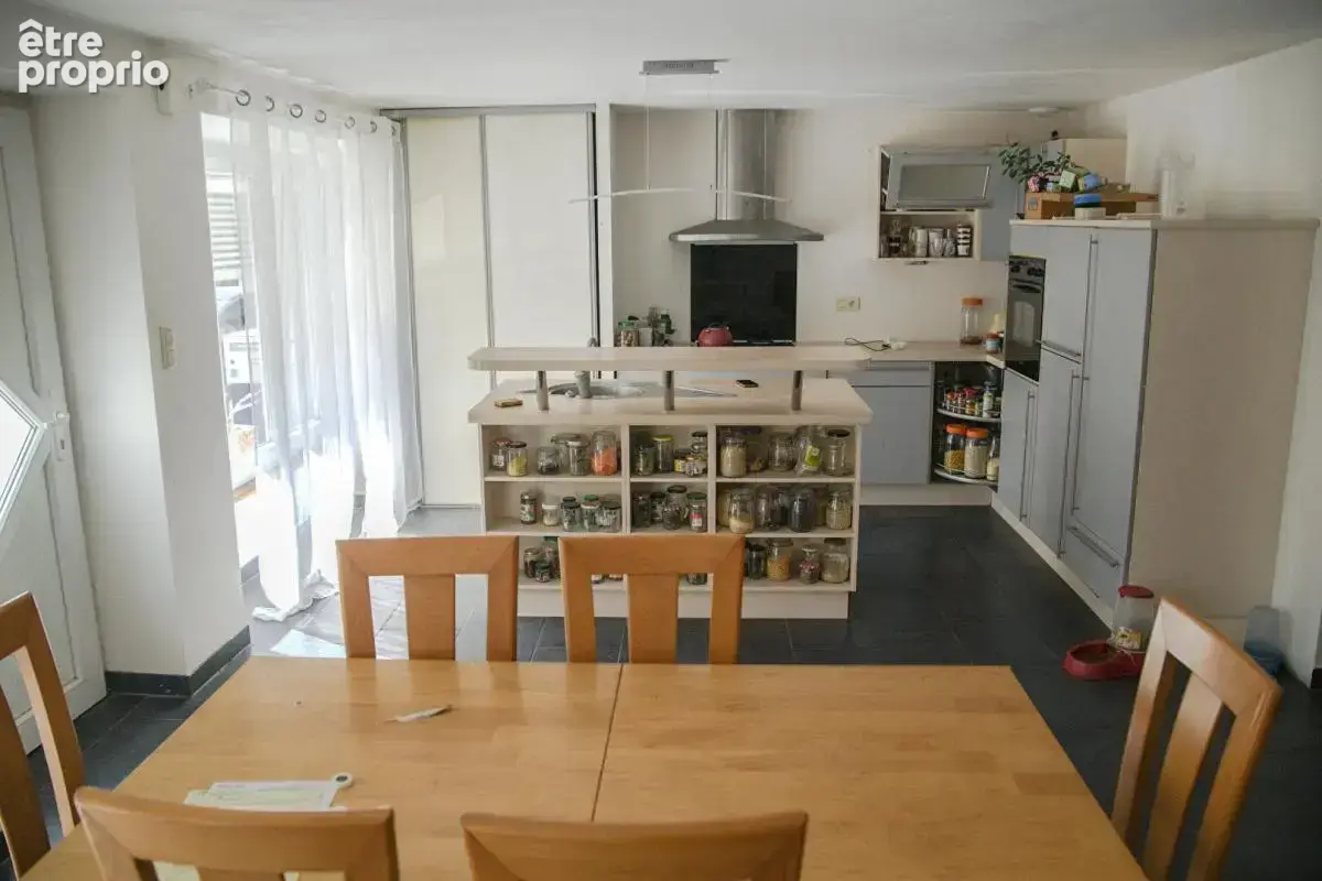 Jolie maison de 4 chambres - photo 4