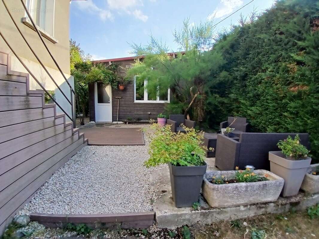 Maison 225 m² à Retournac  - photo 6