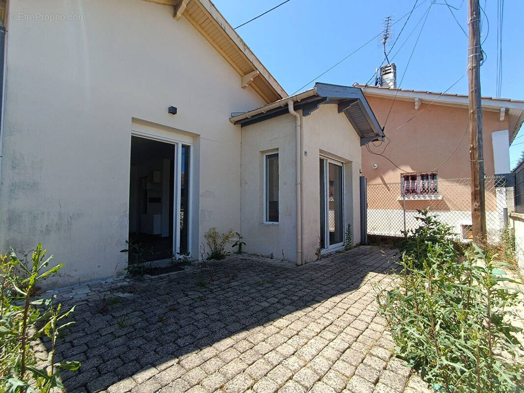 Maison à VILLENAVE-D'ORNON