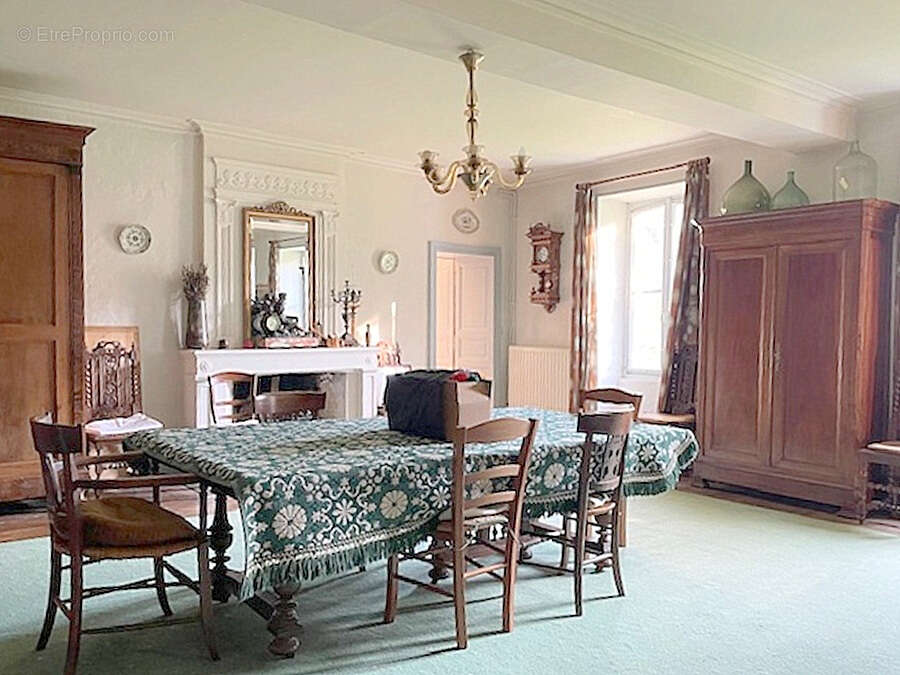 Maison à AIGREFEUILLE-D'AUNIS