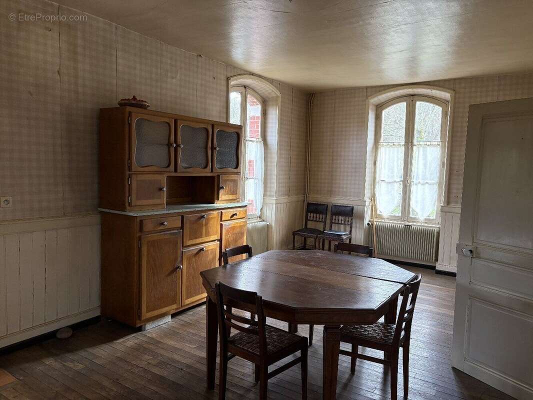 Maison à AYEN