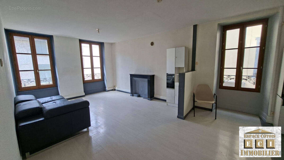 Appartement à LA COTE-SAINT-ANDRE