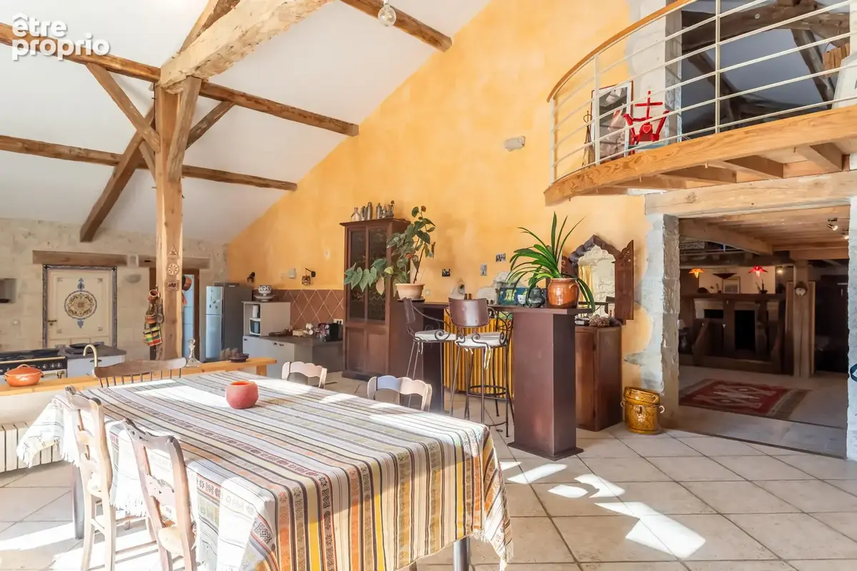 Maison de campagne avec annexe, piscine et terrain - photo 17