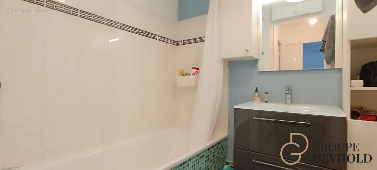 Appartement à ELANCOURT