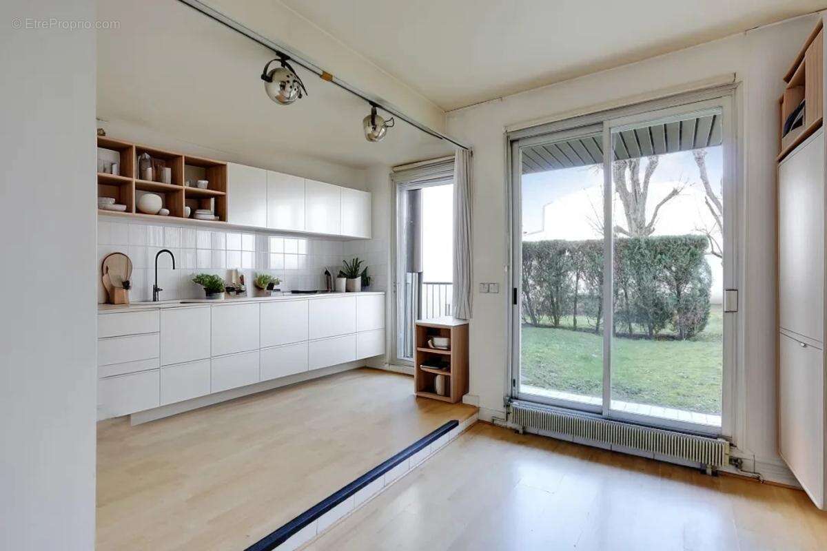 Appartement à FONTENAY-SOUS-BOIS