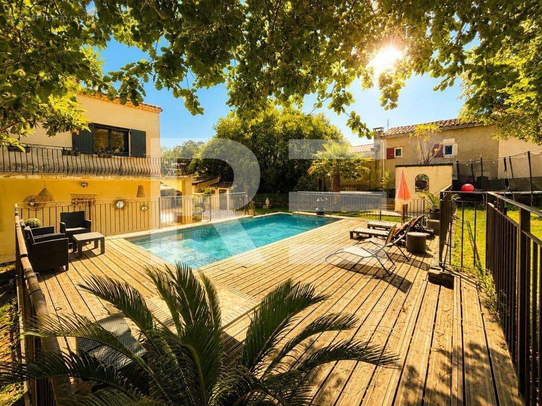 Maison à NIMES