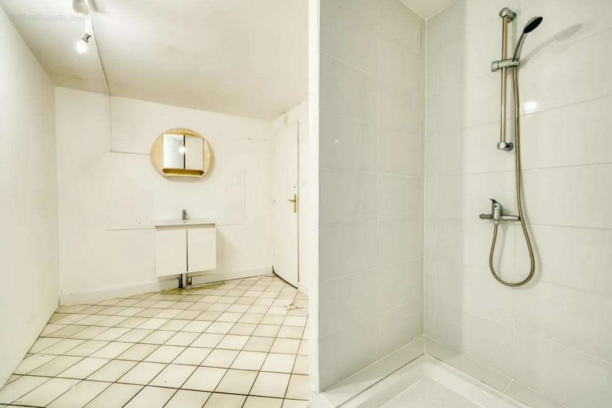 Appartement 2 pièces au calme, Vieux-Port de La Rochelle - photo 7