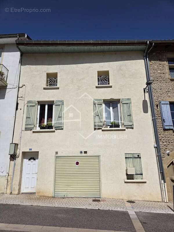 Maison à BEAUREPAIRE