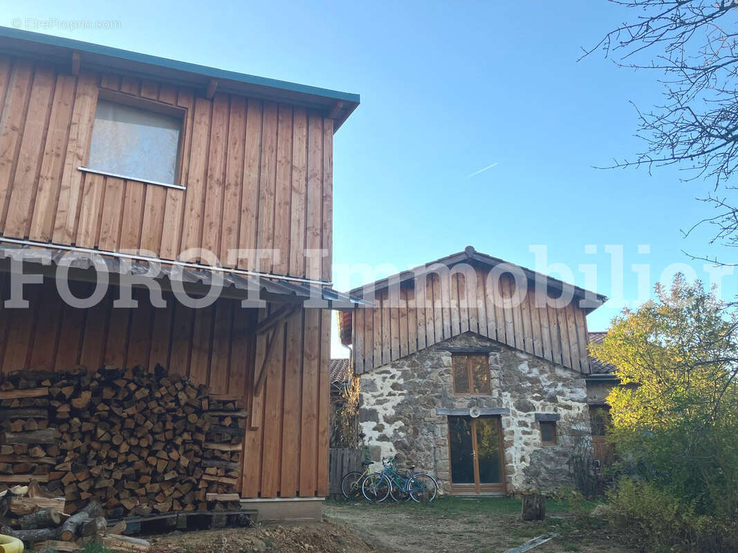 Maison à SAINT-BASILE