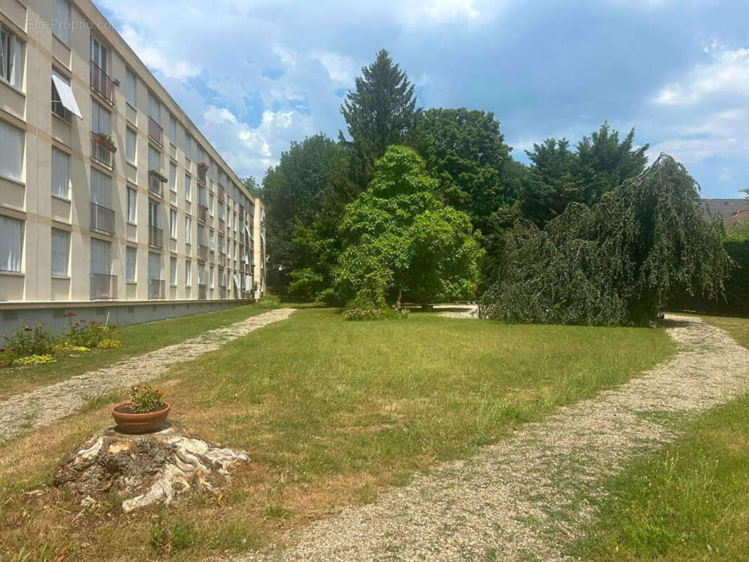 APPARTEMENT  4 PCS centre ville proche GARE - photo 14