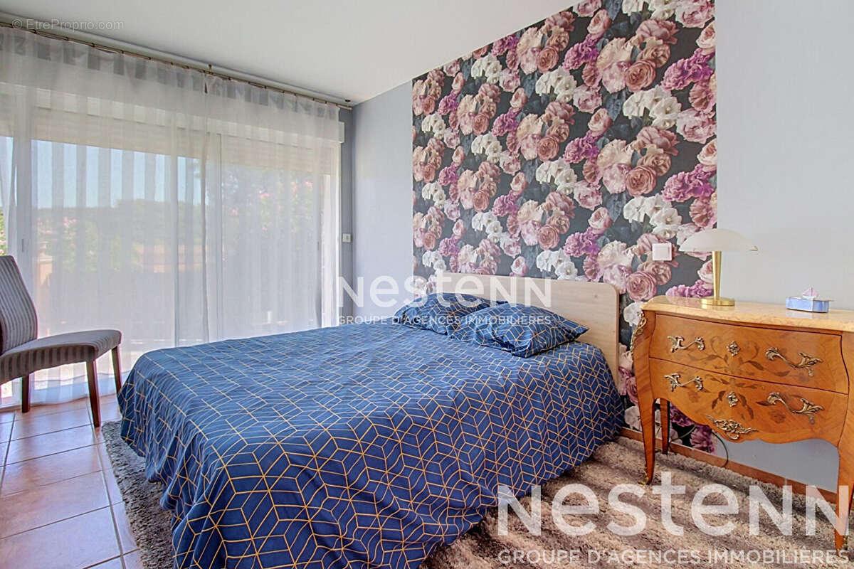 A VENDRE Maison Le Thoronet 6 pièce(s) 130 m2- Terrain 1026m2- Piscine- proche des commerces - photo 8