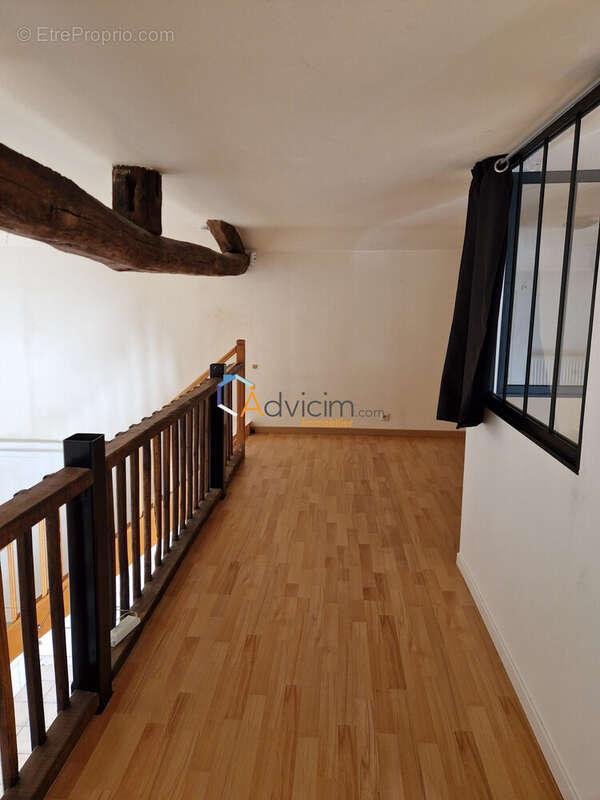 Maison 170 m² à Maille  - photo 6