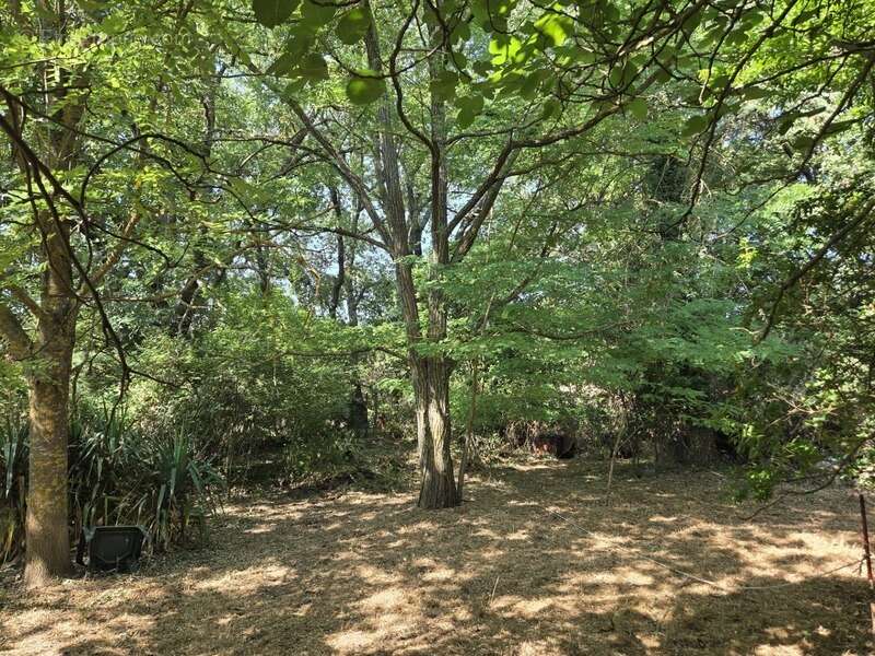 AIX Sud - Cabriès - Vente Grande Villa T4 de 200 M2 plein sud, à rénover, sur 1900M2 de terrain, emplacement de premier choix au - photo 8
