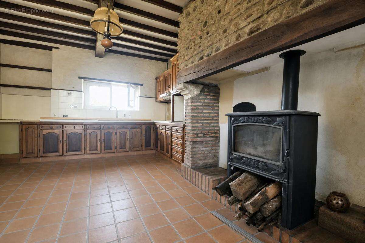Maison à ESCOUBES