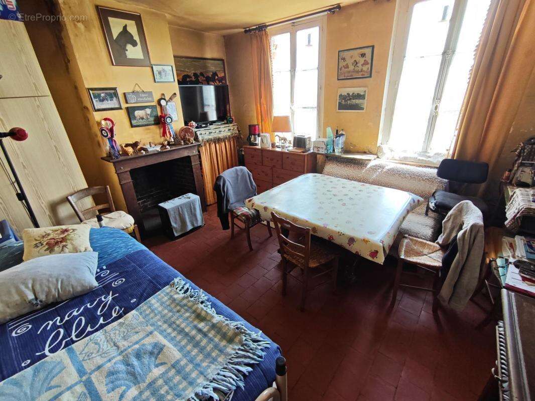 Maison à BEAUFAI